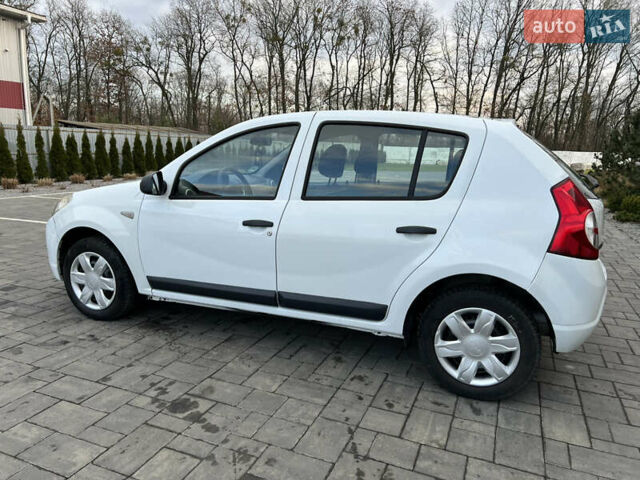 Белый Дачия Сандеро, объемом двигателя 1.2 л и пробегом 178 тыс. км за 4750 $, фото 11 на Automoto.ua