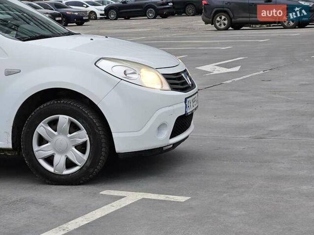 Белый Дачия Сандеро, объемом двигателя 1.46 л и пробегом 116 тыс. км за 6200 $, фото 20 на Automoto.ua