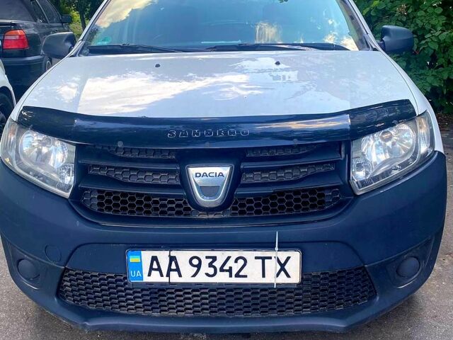 Білий Дачія Sandero, об'ємом двигуна 1.1 л та пробігом 281 тис. км за 3100 $, фото 9 на Automoto.ua
