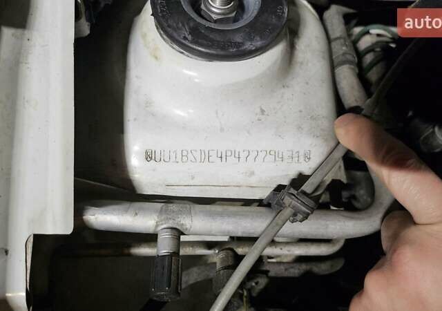 Белый Дачия Сандеро, объемом двигателя 1.5 л и пробегом 252 тыс. км за 5000 $, фото 16 на Automoto.ua