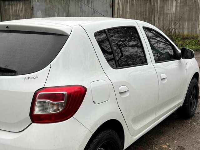 Белый Дачия Сандеро, объемом двигателя 1.5 л и пробегом 186 тыс. км за 5950 $, фото 6 на Automoto.ua