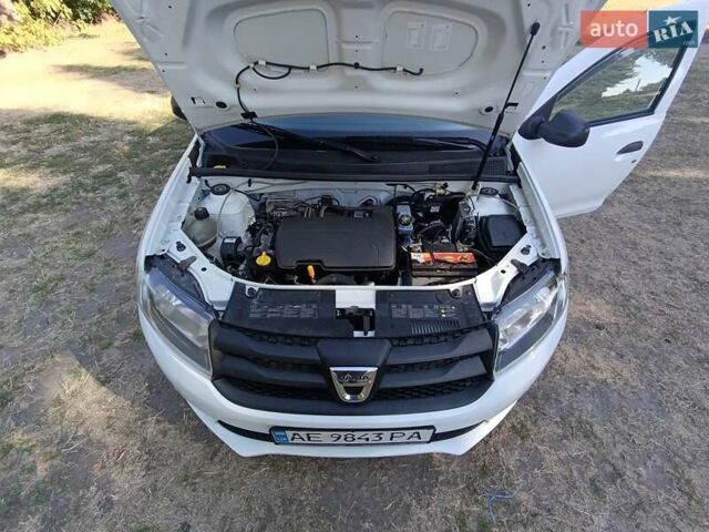 Білий Дачія Sandero, об'ємом двигуна 1.15 л та пробігом 206 тис. км за 5100 $, фото 7 на Automoto.ua