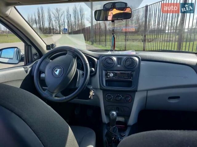 Белый Дачия Сандеро, объемом двигателя 1.2 л и пробегом 115 тыс. км за 4600 $, фото 3 на Automoto.ua