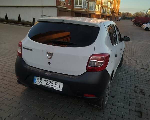 Белый Дачия Сандеро, объемом двигателя 1.15 л и пробегом 213 тыс. км за 4600 $, фото 7 на Automoto.ua