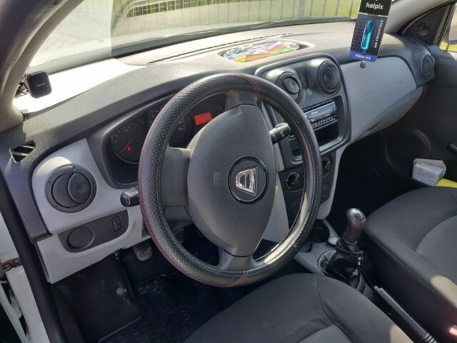 Білий Дачія Sandero, об'ємом двигуна 0 л та пробігом 115 тис. км за 4600 $, фото 9 на Automoto.ua