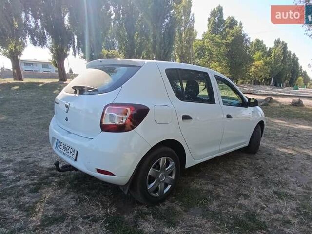 Білий Дачія Sandero, об'ємом двигуна 1.15 л та пробігом 206 тис. км за 5100 $, фото 3 на Automoto.ua