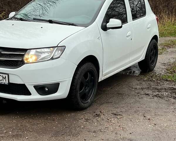 Белый Дачия Сандеро, объемом двигателя 1.46 л и пробегом 186 тыс. км за 5950 $, фото 2 на Automoto.ua