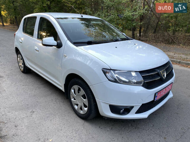 Білий Дачія Sandero, об'ємом двигуна 1.2 л та пробігом 122 тис. км за 4990 $, фото 6 на Automoto.ua