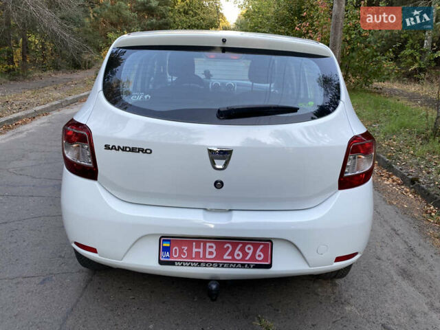 Білий Дачія Sandero, об'ємом двигуна 1.2 л та пробігом 122 тис. км за 4990 $, фото 3 на Automoto.ua