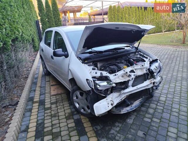 Белый Дачия Сандеро, объемом двигателя 1.46 л и пробегом 70 тыс. км за 3000 $, фото 4 на Automoto.ua