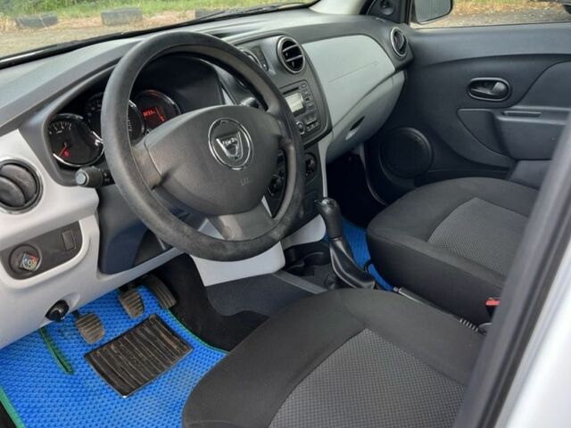 Белый Дачия Сандеро, объемом двигателя 1.4 л и пробегом 149 тыс. км за 3900 $, фото 4 на Automoto.ua