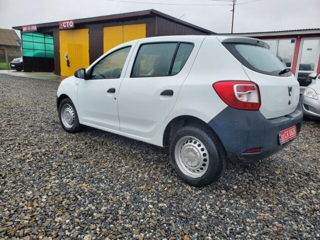 Белый Дачия Сандеро, объемом двигателя 1.2 л и пробегом 200 тыс. км за 3800 $, фото 4 на Automoto.ua