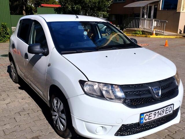 Белый Дачия Сандеро, объемом двигателя 1.1 л и пробегом 247 тыс. км за 4000 $, фото 1 на Automoto.ua