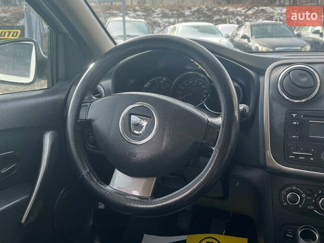 Білий Дачія Sandero, об'ємом двигуна 0.9 л та пробігом 128 тис. км за 5400 $, фото 15 на Automoto.ua