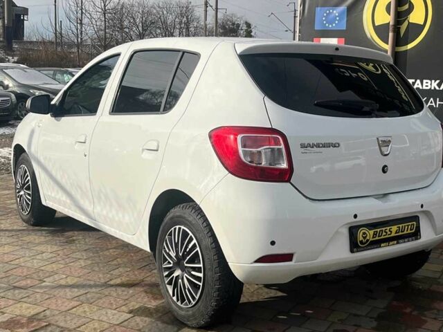Белый Дачия Сандеро, объемом двигателя 0 л и пробегом 128 тыс. км за 5400 $, фото 4 на Automoto.ua