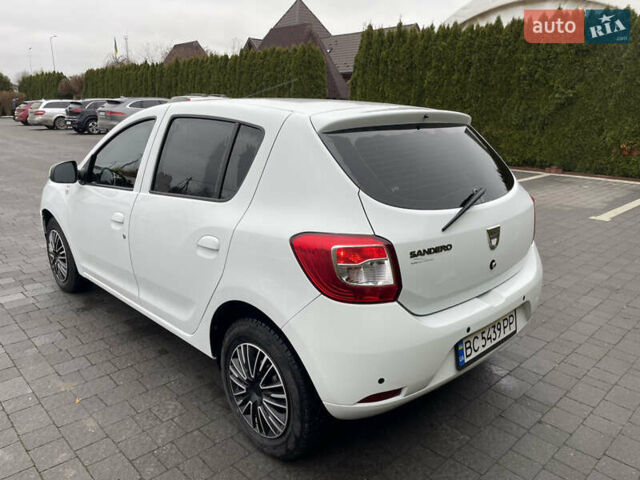 Белый Дачия Сандеро, объемом двигателя 0.9 л и пробегом 127 тыс. км за 4900 $, фото 13 на Automoto.ua