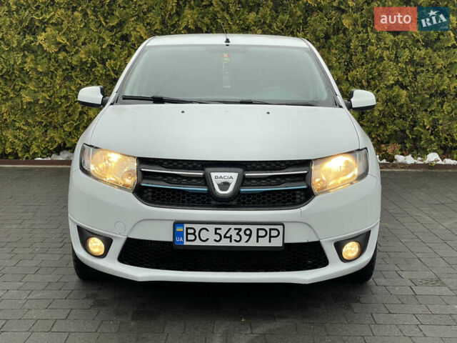 Белый Дачия Сандеро, объемом двигателя 0.9 л и пробегом 127 тыс. км за 4900 $, фото 8 на Automoto.ua