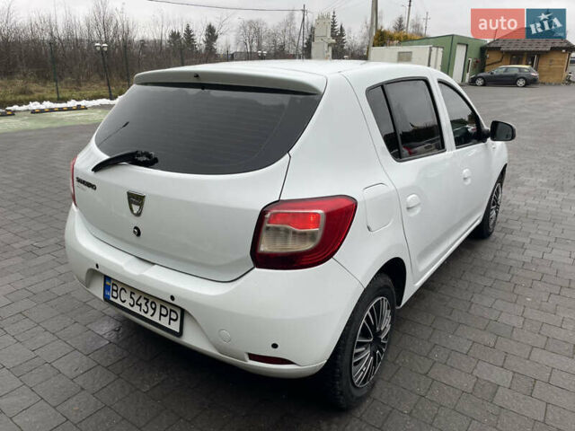 Белый Дачия Сандеро, объемом двигателя 0.9 л и пробегом 127 тыс. км за 4900 $, фото 15 на Automoto.ua