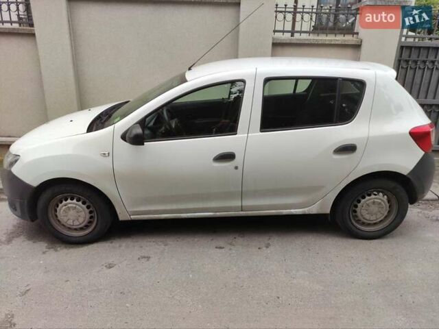Дачия Сандеро 2016 в Львове на Automoto.ua Белый Дачия Сандеро, объемом двигателя 1.2 л и пробегом 147 тыс. км за 4200 $, фото 2 на Automoto.ua