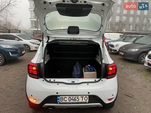 Белый Дачия Сандеро, объемом двигателя 1 л и пробегом 60 тыс. км за 8500 $, фото 15 на Automoto.ua