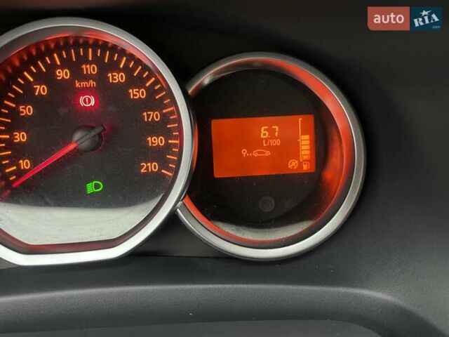 Белый Дачия Сандеро, объемом двигателя 1 л и пробегом 60 тыс. км за 8500 $, фото 25 на Automoto.ua