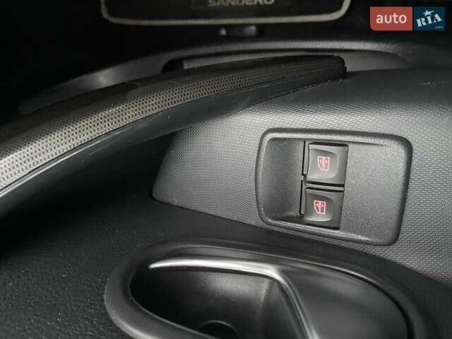 Белый Дачия Сандеро, объемом двигателя 1 л и пробегом 60 тыс. км за 8500 $, фото 18 на Automoto.ua