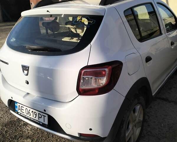 Білий Дачія Sandero, об'ємом двигуна 1.5 л та пробігом 170 тис. км за 8500 $, фото 4 на Automoto.ua