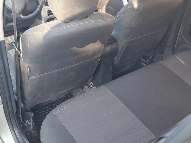 Бежевый Дачия Сандеро, объемом двигателя 1.6 л и пробегом 151 тыс. км за 6500 $, фото 15 на Automoto.ua