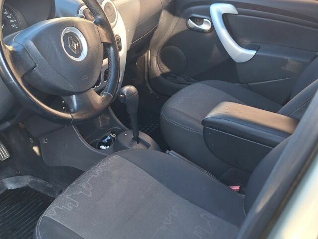 Бежевый Дачия Сандеро, объемом двигателя 1.6 л и пробегом 151 тыс. км за 6500 $, фото 12 на Automoto.ua