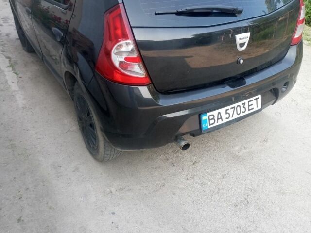 Чорний Дачія Sandero, об'ємом двигуна 1.1 л та пробігом 200 тис. км за 3300 $, фото 1 на Automoto.ua