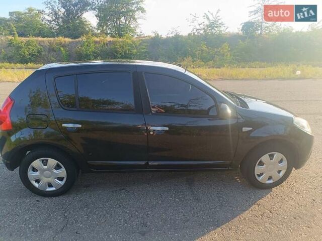 Черный Дачия Сандеро, объемом двигателя 1.6 л и пробегом 180 тыс. км за 5300 $, фото 8 на Automoto.ua