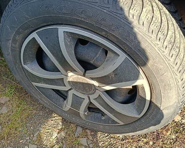 Чорний Дачія Sandero, об'ємом двигуна 1.15 л та пробігом 245 тис. км за 1800 $, фото 18 на Automoto.ua