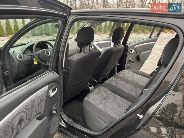 Чорний Дачія Sandero, об'ємом двигуна 1.6 л та пробігом 136 тис. км за 4950 $, фото 9 на Automoto.ua