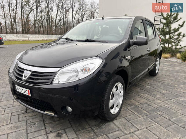 Чорний Дачія Sandero, об'ємом двигуна 1.6 л та пробігом 136 тис. км за 4950 $, фото 2 на Automoto.ua