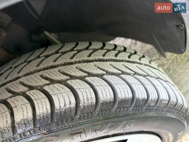 Черный Дачия Сандеро, объемом двигателя 1.2 л и пробегом 180 тыс. км за 4900 $, фото 15 на Automoto.ua