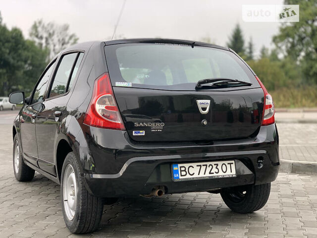 Чорний Дачія Sandero, об'ємом двигуна 1.4 л та пробігом 160 тис. км за 5800 $, фото 7 на Automoto.ua