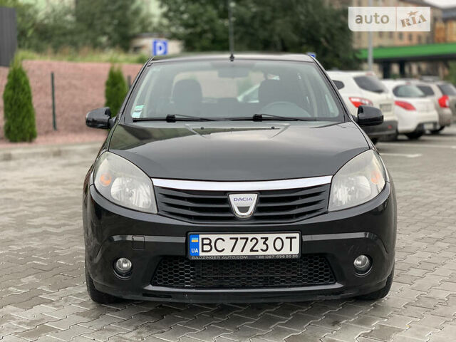 Чорний Дачія Sandero, об'ємом двигуна 1.4 л та пробігом 160 тис. км за 5800 $, фото 3 на Automoto.ua