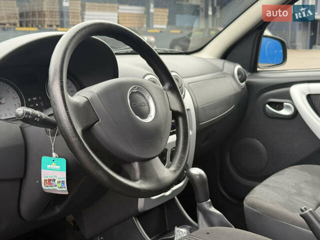 Черный Дачия Сандеро, объемом двигателя 1.6 л и пробегом 131 тыс. км за 5750 $, фото 17 на Automoto.ua