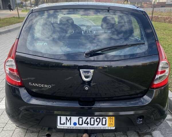 Черный Дачия Сандеро, объемом двигателя 1.2 л и пробегом 165 тыс. км за 4850 $, фото 3 на Automoto.ua