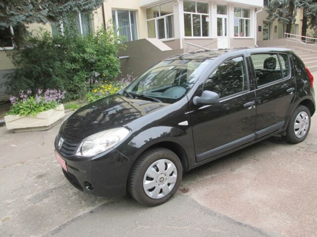 Чорний Дачія Sandero, об'ємом двигуна 1.6 л та пробігом 220 тис. км за 4950 $, фото 1 на Automoto.ua
