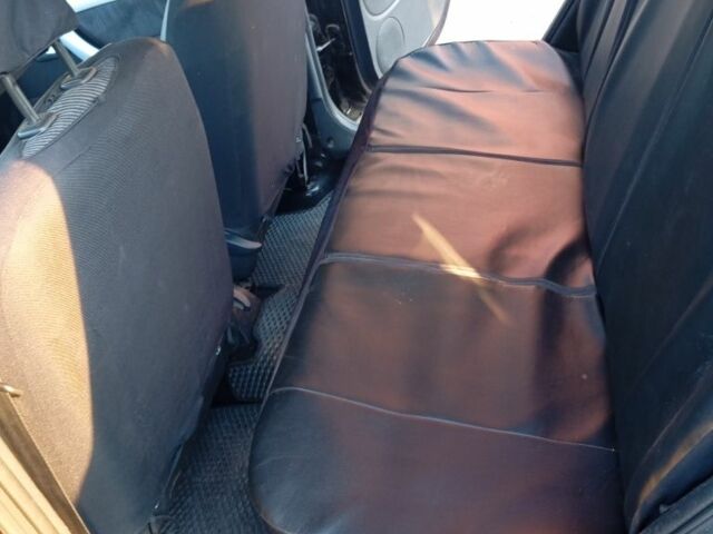 Черный Дачия Сандеро, объемом двигателя 1.2 л и пробегом 146 тыс. км за 5350 $, фото 5 на Automoto.ua