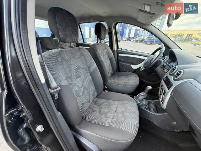 Чорний Дачія Sandero, об'ємом двигуна 1.6 л та пробігом 131 тис. км за 5999 $, фото 23 на Automoto.ua