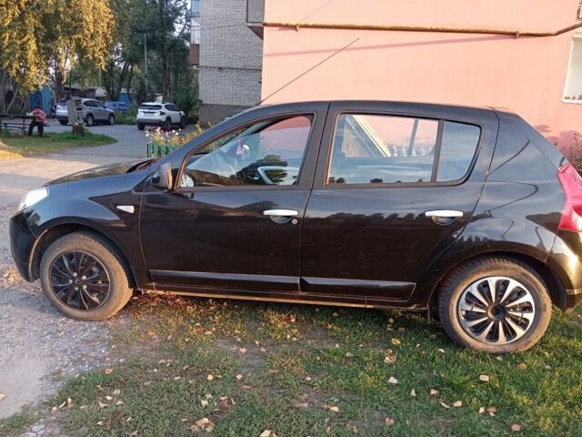 Черный Дачия Сандеро, объемом двигателя 1.2 л и пробегом 146 тыс. км за 5350 $, фото 1 на Automoto.ua