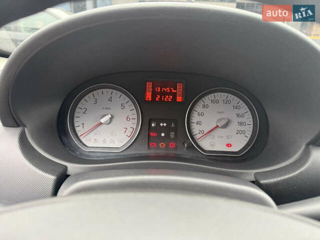 Черный Дачия Сандеро, объемом двигателя 1.6 л и пробегом 131 тыс. км за 5750 $, фото 36 на Automoto.ua