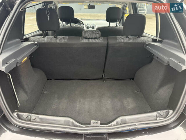 Черный Дачия Сандеро, объемом двигателя 1.6 л и пробегом 131 тыс. км за 5750 $, фото 23 на Automoto.ua