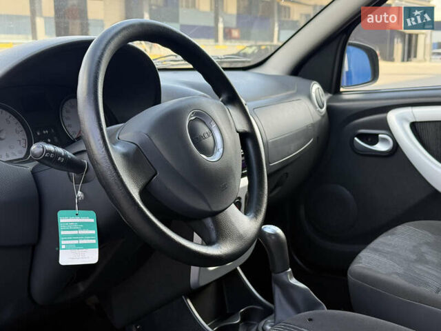 Чорний Дачія Sandero, об'ємом двигуна 1.6 л та пробігом 170 тис. км за 5999 $, фото 22 на Automoto.ua