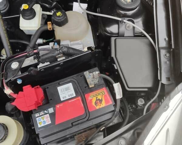 Черный Дачия Сандеро, объемом двигателя 1.2 л и пробегом 155 тыс. км за 4950 $, фото 13 на Automoto.ua