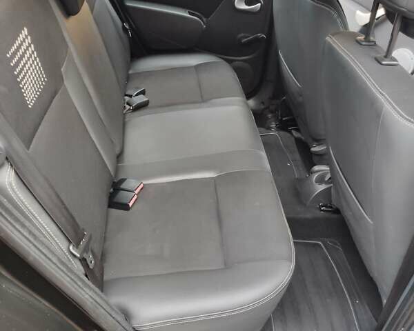 Черный Дачия Сандеро, объемом двигателя 1.2 л и пробегом 155 тыс. км за 4950 $, фото 21 на Automoto.ua