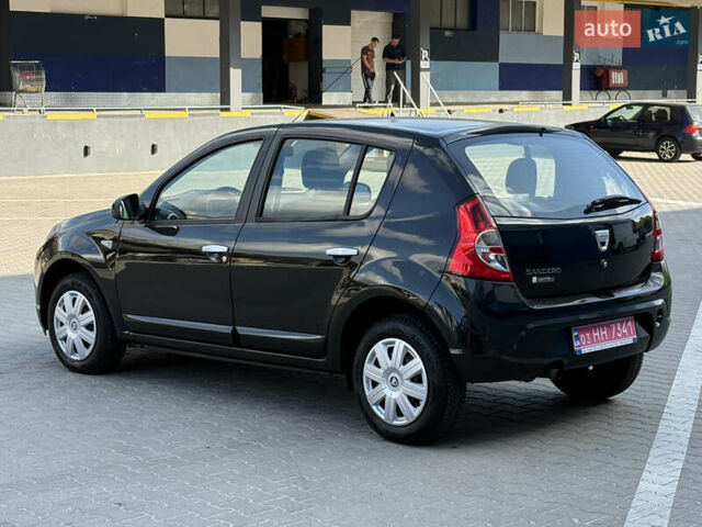 Чорний Дачія Sandero, об'ємом двигуна 1.6 л та пробігом 170 тис. км за 5999 $, фото 10 на Automoto.ua