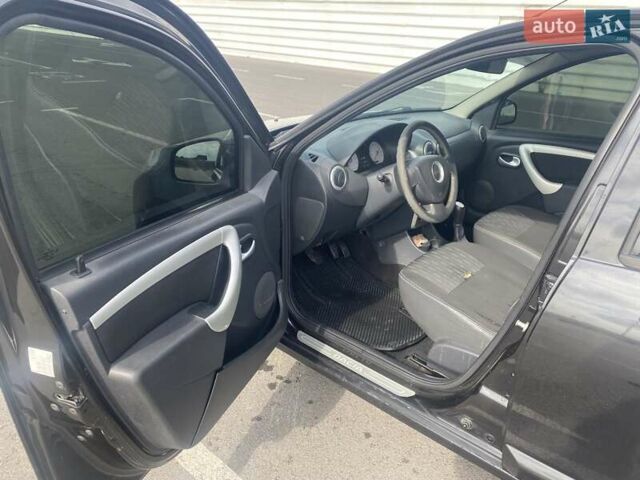 Дачия Сандеро 2012 в Первомайск на Automoto.ua Черный Дачия Сандеро, объемом двигателя 1.5 л и пробегом 222 тыс. км за 4800 $, фото 7 на Automoto.ua